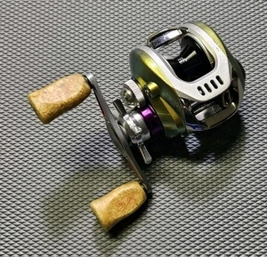 Megabass / Daiwa Collaboration TD-ITO 103M Series Casting Reel💯 - Picture 1 of 19