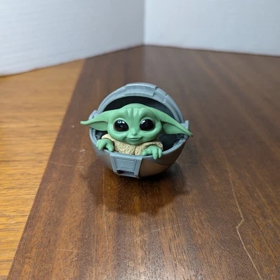 Мини-колыбель Baby Yoda от Hasbro Star Wars Grogu The Child 2 дюйма - Изображение 1 из 4