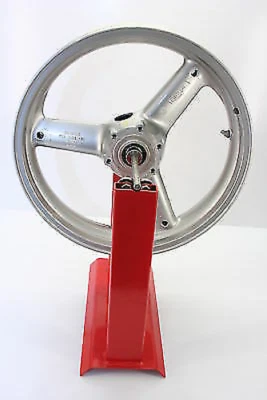 Rueda delantera Triumph Sprint ST 955 Foto 1 de 4