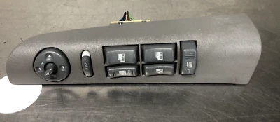 1995 1996 1997 Chevrolet S10 Blazer Jimmy Driver Master Power Window Switch - Image 1 of 3