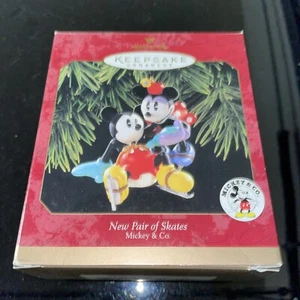 1997 Hallmark Keepsake Ornament New Pair of Skates - Picture 1 of 1