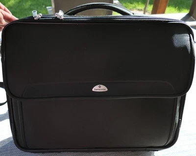 Samsonite Laptoptasche, sehr gut erhalten in schwarz - Bild 1 von 4