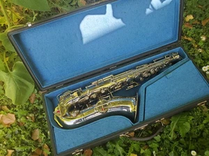 Nice old Alto Saxophone "Richard Gareis" with micro tuner at the neck - Picture 1 of 10