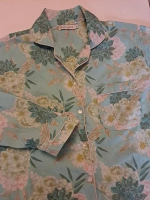 Ночная рубашка из красного дерева ночная рубашка пижама размер S зеленый цветочный узор на пуговицах 100% хлопок - Изображение 1 из 4