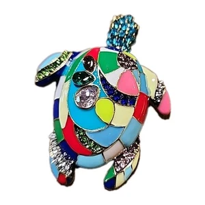 Broche Pin Tortuga Marina Multicolor Esmalte y Estrás NUEVO - Imagen 1 de 14
