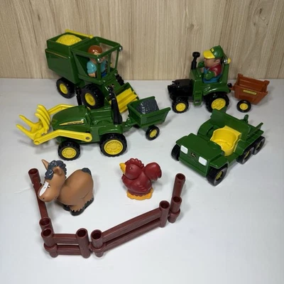 TOMY John Deere Fun On The Farm Playset Animals Farmer Tractor Green 15 pieces - Image 1 of 4