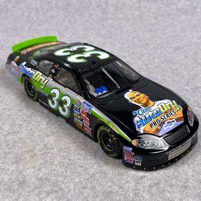 Tony Stewart #33 Mr Clean AutoDry 2005 Monte Carlo 1:24 Bank Action Platinum - Image 1 of 4