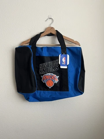 NBA New York Knicks basketball duffle bag sports travel NWT Cover