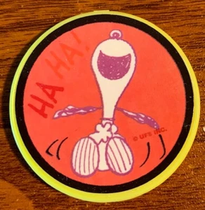 United Feature Syndicate Snoopy Laughing Yellow Pog Free Shipping - Picture 1 of 2