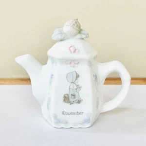 Precious Moments Monthly Mini Tea Pot September-November-October CUTE! - Picture 1 of 8