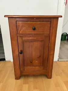 Tom Seely Vintage Bedside Table/Cabinet Side Table - Solid Wood40x54x79cm - Bild 1 von 8