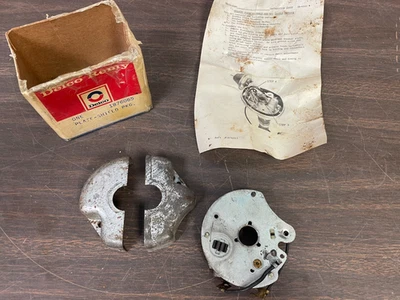 Chevy V8 1972 Oldsmobile 455 puntos de distribuidor placa interruptor escudo nuevo en caja Foto 1 de 4