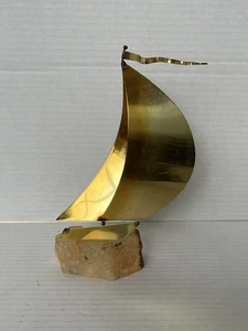 Vintage John Demott signierte Metallkunst 8 Zoll Segelboot Skulptur Messing maritimes Dekor - Bild 1 von 9