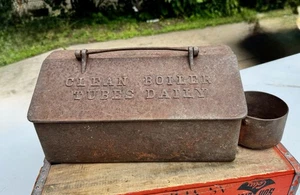 ANTIQUE RUSSEL & CO CAST IRON STEAM ENGINE TRACTOR TOOL BOX Oil Dan Holder - Picture 1 of 14