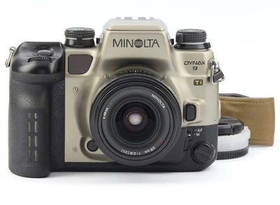 Minolta Dynax 9 Ti Titan SLR Film Camera with AF 2.8/28 lens - Image 1 of 4