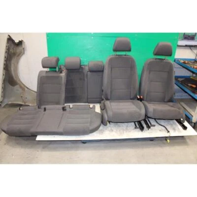 JUEGO ASIENTOS COMPLETO PARA VOLKSWAGEN GOLF 5A SERIE (03-08) 1.6 8V (75KW) 2003 Foto 1 de 4