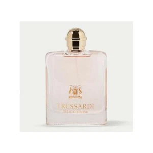 TrussardiTrussardi Delicate Rose Eau De Toilette Spray 100ml - Foto 1 di 3