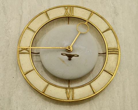 Vintage Mid-Century C.1940's German Made key wound mystery wall clock Cover