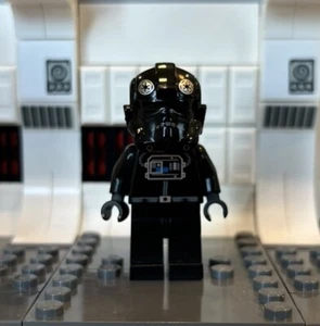 Lego Star Wars Minifigure - Imperial TIE Pilot, sw0268 - Picture 1 of 2
