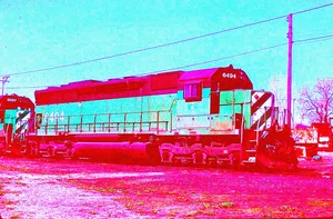 ORIGINAL KODACHROME SLIDE WISCONSIN CENTRAL SD-45 #6494 SCHILLER PARK, IL 5/5/92 - Picture 1 of 1
