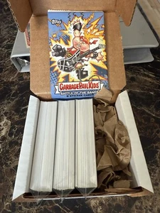 2017 GARBAGE PAIL KIDS BATTLE OF THE BANDS 180-CARD COMPLETE BASE SET +WRAPPER! - Picture 1 of 1