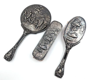 Antik Silber Zilpla 90 Repousse 3x teiliges Pflegeset (Spiegel/Haarbürste/Bürste) - Bild 1 von 6