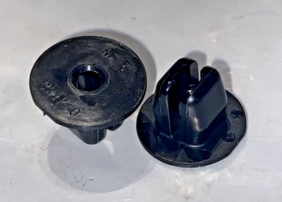 Ojal guardabarros Toyota \& Lexus 1984-2024 90189-06067 (lote de 4 piezas) Foto 1 de 4