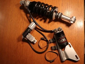 Triumph Sprint RS 955i Federbein Fa. Wilbers - Bild 1 von 5