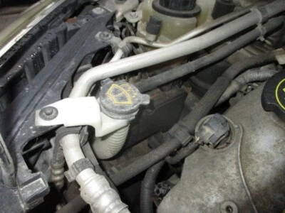 Used Washer Fluid Reservoir fits: 2007 Mercury Milan  Grade A - Image 1 of 4