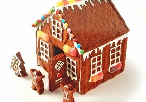 Gingerbread House Baking Mold Christmas Witch House Crunchy House Gingerbread Mold Silicone - Picture 1 of 7