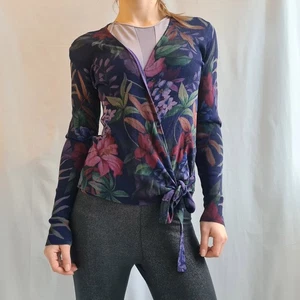¡NUEVO! Blusa envolvente para mujer Desigual talla M floral top ligero lazo... - Imagen 1 de 24