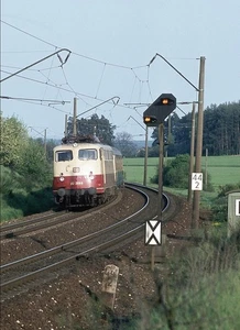 original Dia 112 269 DB/ Rednitzhembach 1983 mit E763 - Bild 1 von 1