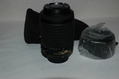 Nikon DX AF-S VR Nikkor 55-200mm G ED lens  Free Ship   (WL2) - Image 1 of 4