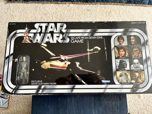 Star Wars Escape From Death Star Brettspiel Brandneu (US-Version) mit Figur - Bild 1 von 1