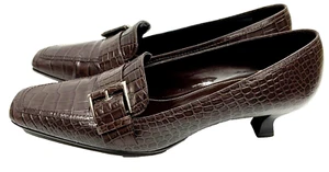 WOMENS SHOES: Michelle D Heel Pumps Size 9.5 M / Made In Brazil Leather - Picture 1 of 6