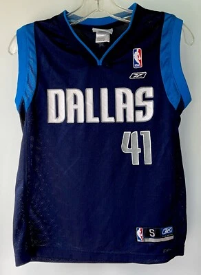 Camiseta deportiva Reebok Dallas Mavericks Dirk Nowitzki #41 juvenil pequeña/8 Foto 1 de 4