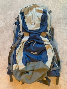 Deuter Act Lite 65 +10 Rucksack gerahmt Wanderrucksack Daypack blau & grau  - Bild 1 von 8