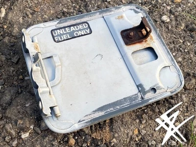 1985 年丰田 Supra Celica MA61 RA64 外部燃油气体填充盖组件 OEM 装饰 — 第 1/4 张图片