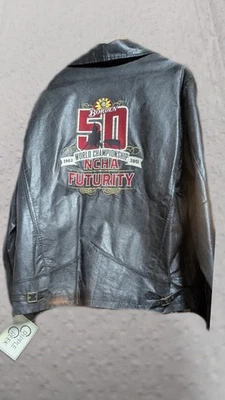 NCHA WORLD CHAMP. FUTURITY 2011,50th. ANNIV. CHAQUETA DE CUERO EDICIÓN LIMITADA 2XL Foto 1 de 4
