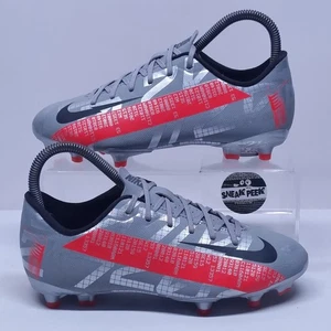 Nike Football Boots - UK Size 3.5 - Vapor 13 Grey Red Moulded Studs Junior - Picture 1 of 11