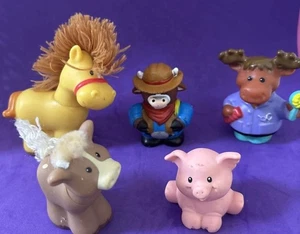 Fisher Price 2.5" Little People adorable Bull Cowboy horse cow pig moose - Picture 1 of 14