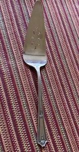 Blumenstrauß durchbohrt Tortenheber R.C. Co 10,25" Blumenstrauß Teller Silberauflage 1924 - Bild 1 von 9