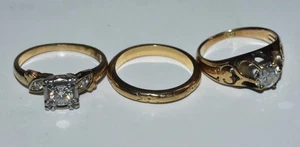 Drei antike Trauringe mit Diamanten im Minenschliff & 14 Karat Gold 8,4 g Größe 4,5 & 5,5 - Bild 1 von 15