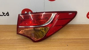 2012-2015 HYUNDAI SANTA FE MK3 OS DRIVERSIDE REAR BRAKE LIGHT UNIT 92402-2W0 - Picture 1 of 7