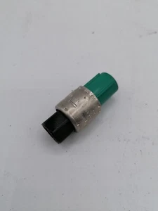 PRESSOSTATO A/C ARIA CONDIZIONATA ORIGINALE FORD FIESTA MK3-4-5-FUSION-KA-PUMA - Imagen 1 de 4