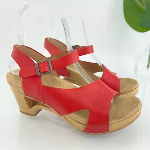 Dansko Women's Tasha Sandal Size 36 6 Wood Block Heel Ankle Strap Red Leather - Picture 1 of 16