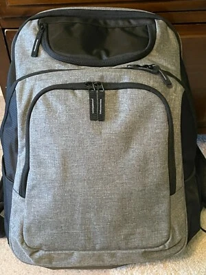 Port Authority Exec Computer Travel Backpack Graphite Heather / Black Foto 1 de 4