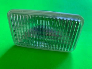 Faro Fender para tractores John Deere 655, 755, 855, 955 sustituye a AM102023 - Imagen 1 de 3