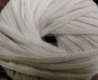 (130 €/ kg): 50 Gramm Lana Grossa VESPA, Fb. 07 beige #1724+1723 - Bild 1 von 3