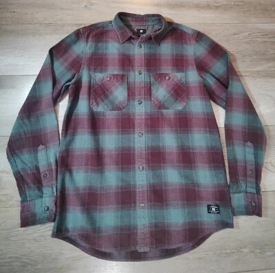 DC Shoes Flannel Shirt Size Small Collared Long Sleeve Button Up Burgandy & Gray - Image 1 of 4
